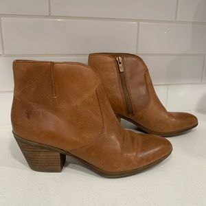 Frye Jennifer Ankle Booties Women’s Sz 7.5